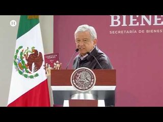 AMLO anuncia distribución de Cartilla Moral en escuelas públicas