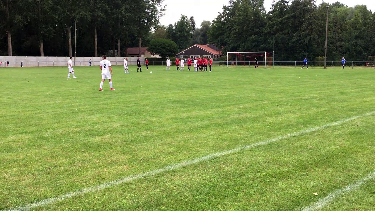 Une bonne phase de jeu en amical de ESC Longueau R1 samedi 17/08/2019 contre Abbeville R2