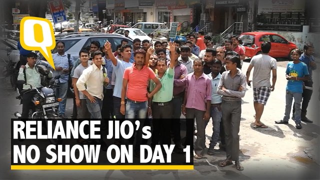 Reliance Jio’s No Show: Customers Face Closed Shutters on Day 1