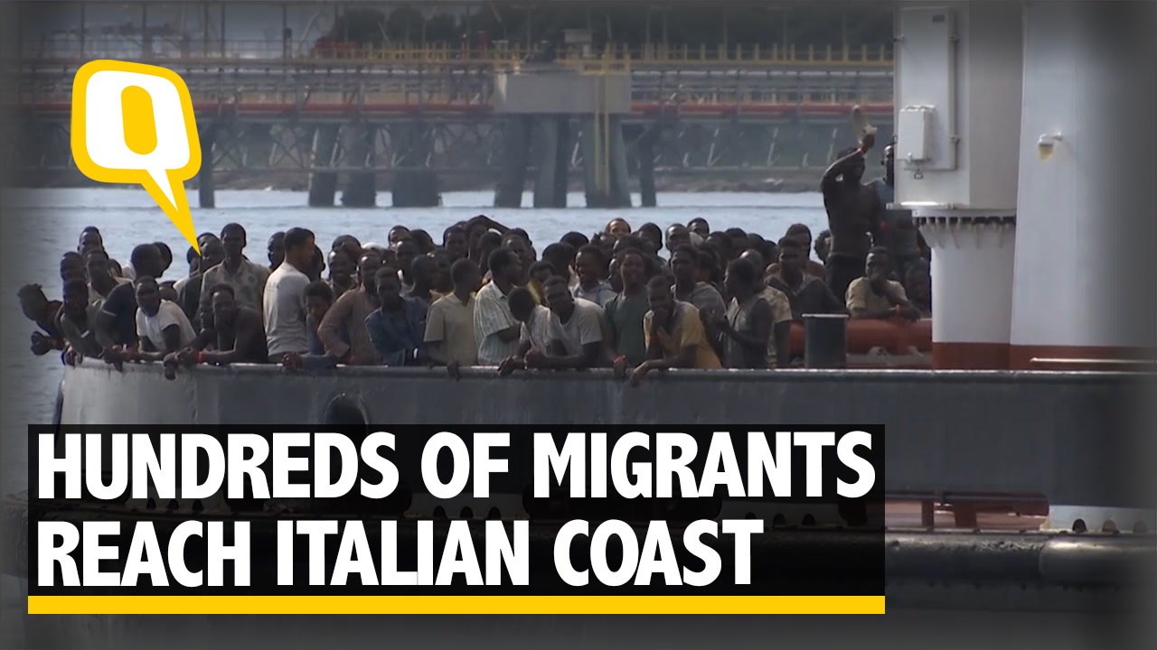 Hundreds of Sub-Saharan Migrants Arrive at the Coast of Italy