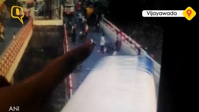 2 KILLED AS STATE-RUN BUS HITS PEDESTRIANS IN VIJAYWADA