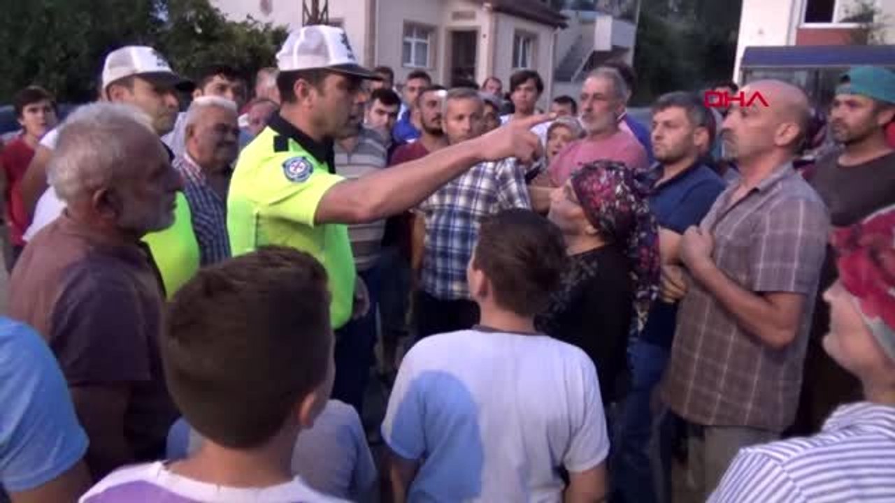 Zonguldak Ereğli TIR'ların mahallelerinden geçmesini istemeyen vatandaşlar eylem yaptı-1