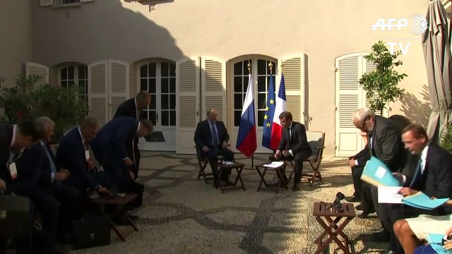 Macron y Putin ven avances en Ucrania pero divergen sobre Siria y DDHH