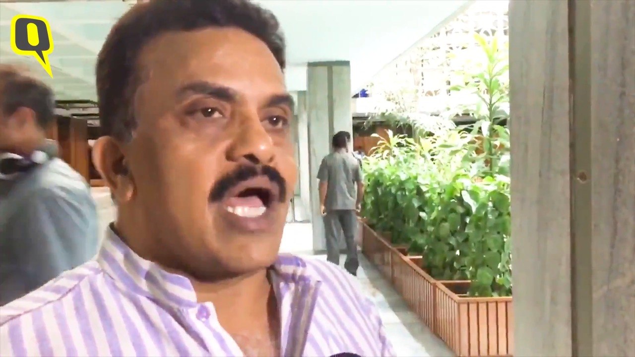 Sanjay Nirupam on Rahul Gandhi's Hug to PM Modi...