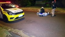 Motociclista fica ferido após se envolver em acidente de trânsito no Jardim Clarito