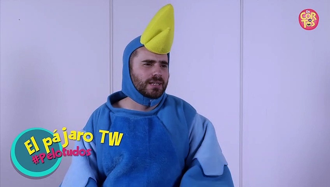 Fernando Sanjiao | El pájaro de Twitter | "Hashtags"