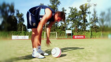Agustín Vuletich y su manera de ejecutar tiros libres: "Me gusta pegarle seco a la pelota"