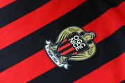 OGC Nice : le maillot domicile sous tous les angles