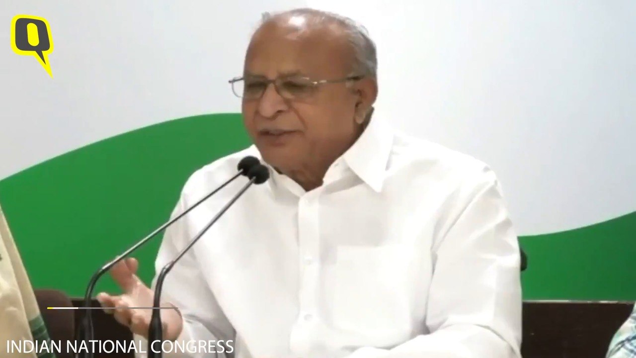 'M J Akbar should either give a satisfactory answer to the allegations or he should resign': Jaipal Reddy