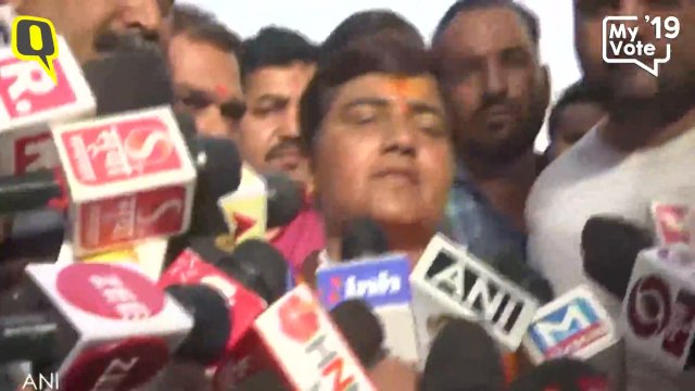 BJP Candidate Pragya Thakur Casts Her Vote in Bhopal