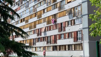 Verso il G7: Viaggio nelle banlieues parigine, dove nulla è cambiato