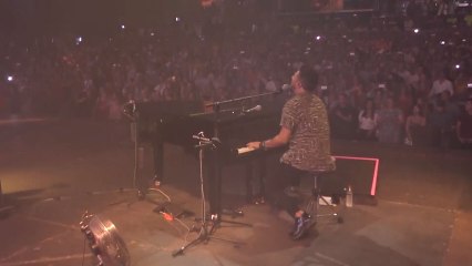 Pablo López hace vibrar a la audiencia en Starlite