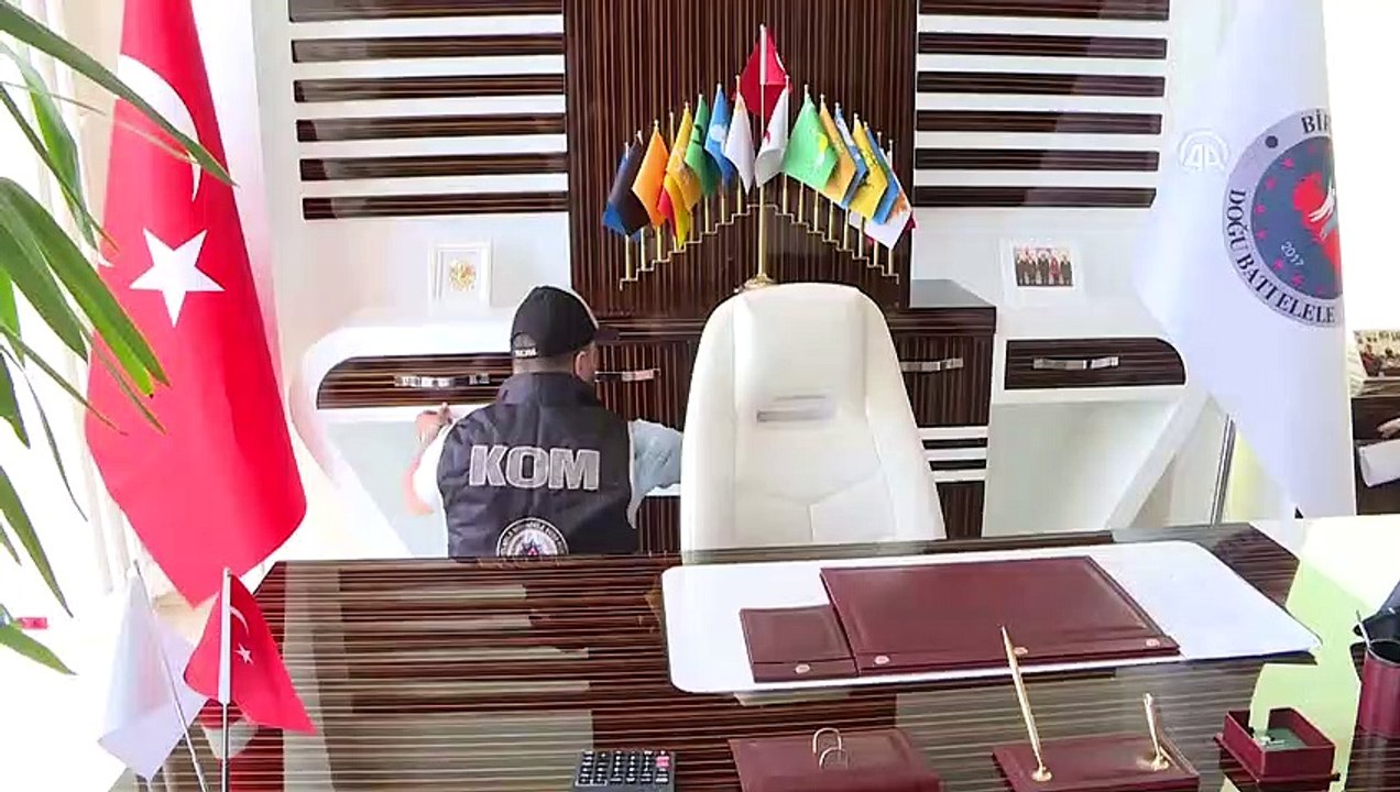 Devlet büyüklerinin isimleri kullanarak dolandırdılar - ANKARA