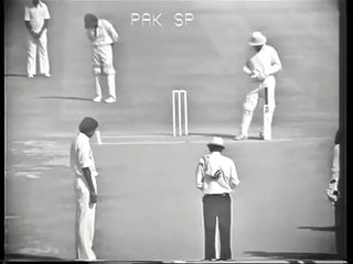 Kapil Dev's 1st over in test cricket (Pakistan vs India 1978-79)