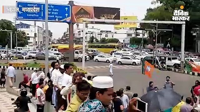 पूरे प्रदेश में हाई अलर्ट पर पुलिस, इधर, राजधानी में पूर्व विधायक के प्रदर्शन परेशान हुए लाखों लोग