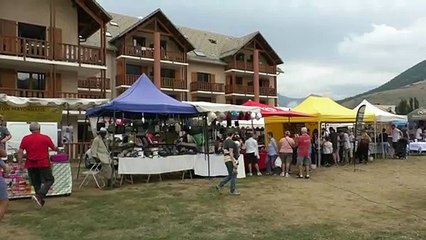 D!CI TV : les visiteurs présents malgré la grisaille à la journée de l'agriculture ancellus
