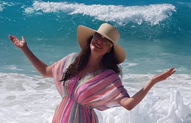 مايوه نرمين الفقي المحتشم يخطف الأنظار...لقطات أشعلت انستقرام