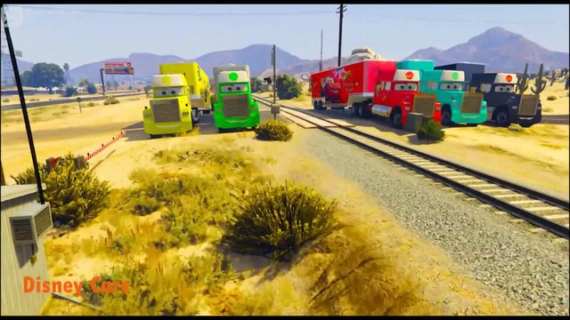Cars 3 Mack Truck Hauler in Trouble The Train Thomas Cruz Ramirez Lightning McQueen