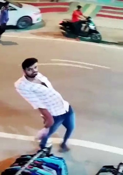 Quand on est un agent de sécurité et on veut tuer le temps