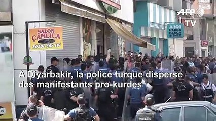 La police turque disperse des manifestants pro-kurdes à Diyarbakir