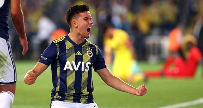 Ferdi Kadıoğlu, Hollanda'da gündem oldu!
