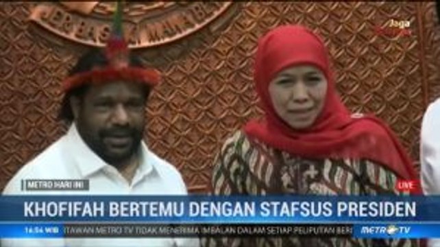 Khofifah Bertemu Lenis Kogoya Bahas Mahasiswa Papua