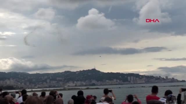 SoloTürk'ten Rize semalarında nefes kesen gösteri