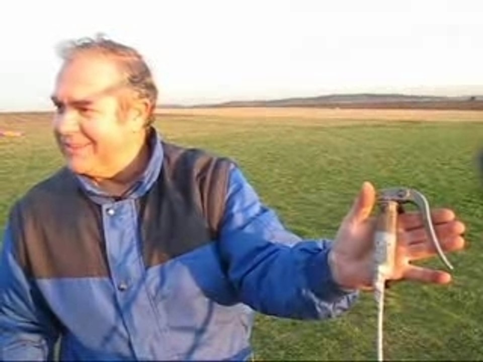 Paramoteur 4 temps sur chariot Flike. 1° vol