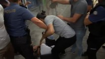 Cuatro detenidos en Estambul en las protestas por la expulsión de alcaldes kurdos