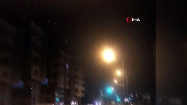 Kelebeklerin ölüm dansı kenti beyaza bürüdü