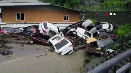 - Çin'de Şiddetli Yağış: 96 Kişi Köylerde Mahsur Kaldı