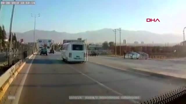 DENİZLİ İŞÇİ SERVİSİ KAZASININ GÖRÜNTÜLERİ ORTAYA ÇIKTI