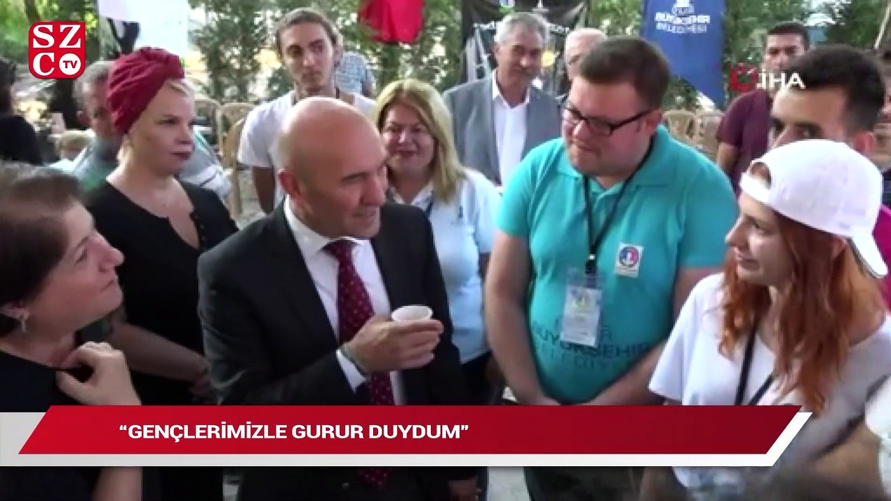 Otobüsten inen öğrenciler şaşkınlıklarını gizleyemedi