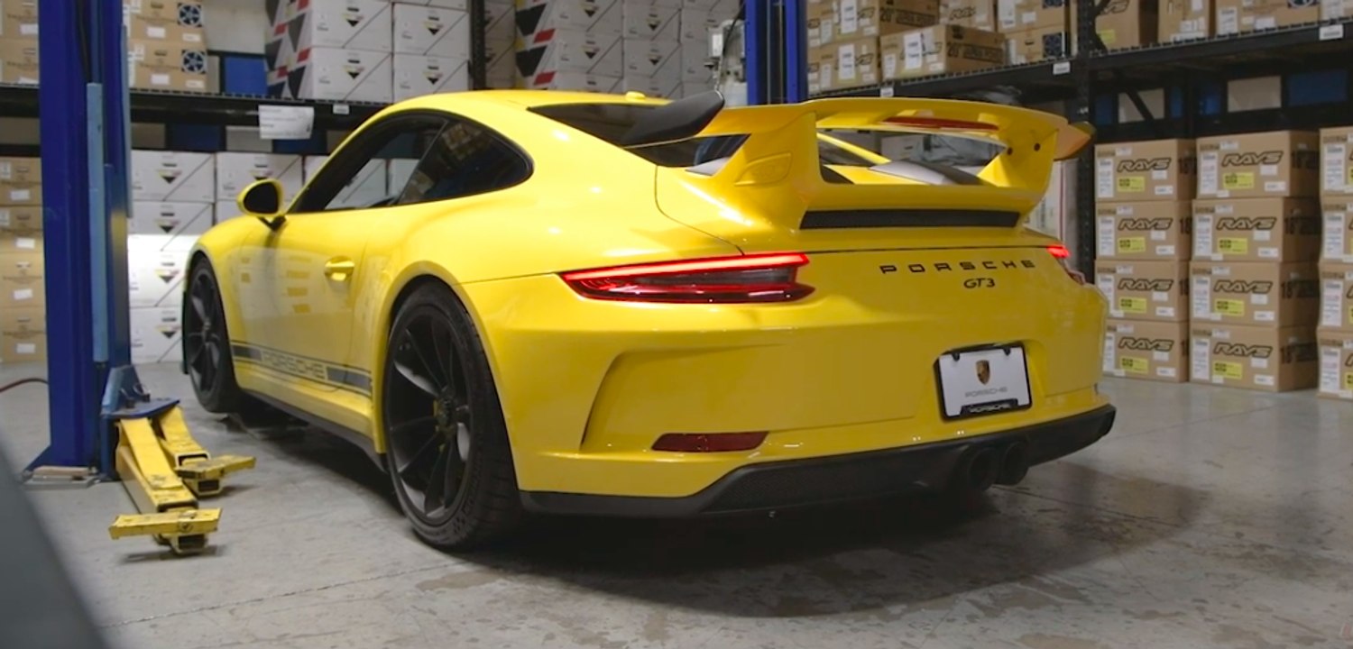 VÍDEO: Un Porsche 911 GT3 con escapes preparados, ¡sube el volumen!