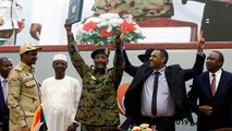 الفريق أول عبد الفتاح البرهان يؤدي اليمين رئيسا لمجلس السيادة في السودان