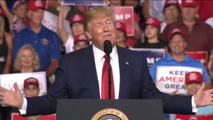 Un insensible Trump se burla de una congresista demócrata