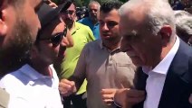 Görevden alınan Mardin Büyükşehir Belediye Başkanı Ahmet Türk, polisle tartıştı