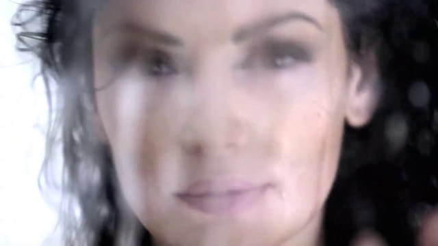 Bleona - Ma Benz (Brigitte)