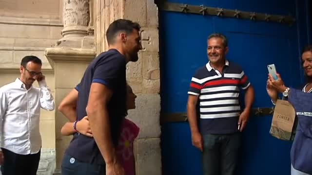 El Athletic celebra su tradicional ofrenda floral a la Amatxu de Begoña