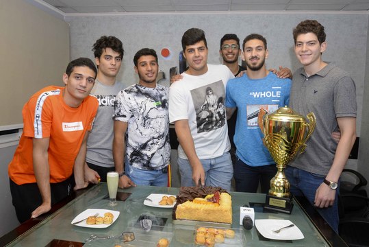 أبطال العالم لناشئي اليد يحتفلون بالأغاني الشعبي وعمرو دياب خلال تكريم «الوطن»