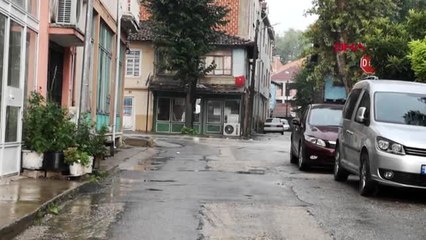 BURSA Husumetli kişiler arasında bıçaklı kavga 1 yaralı