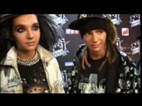 Tokio Hotel-08.01.26-NRJ Awards-Interview after the Award