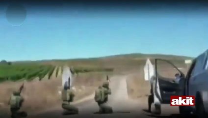 İsrail askerleri kendi uçaklarına mermi yağdırdı