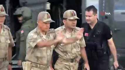 Orgeneral Arif Çetin operasyon bölgesinde