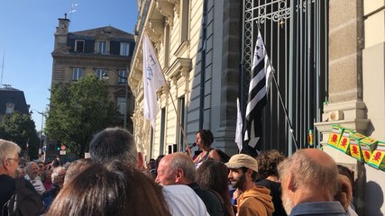 Pesticides. Les soutiens à Langouët prennent le micro à Rennes