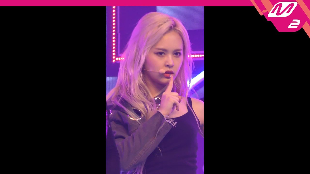 에버글로우 이유 직캠 아디오스_190822