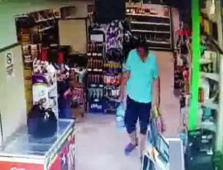 Markette iğrenç olay!