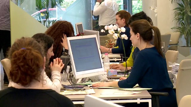 Biznesi çdo pagesë nëpërmjet bankës. Gjobë mbi 50 mijë lekë nëse nuk hapet llogaria deri më 26 tetor