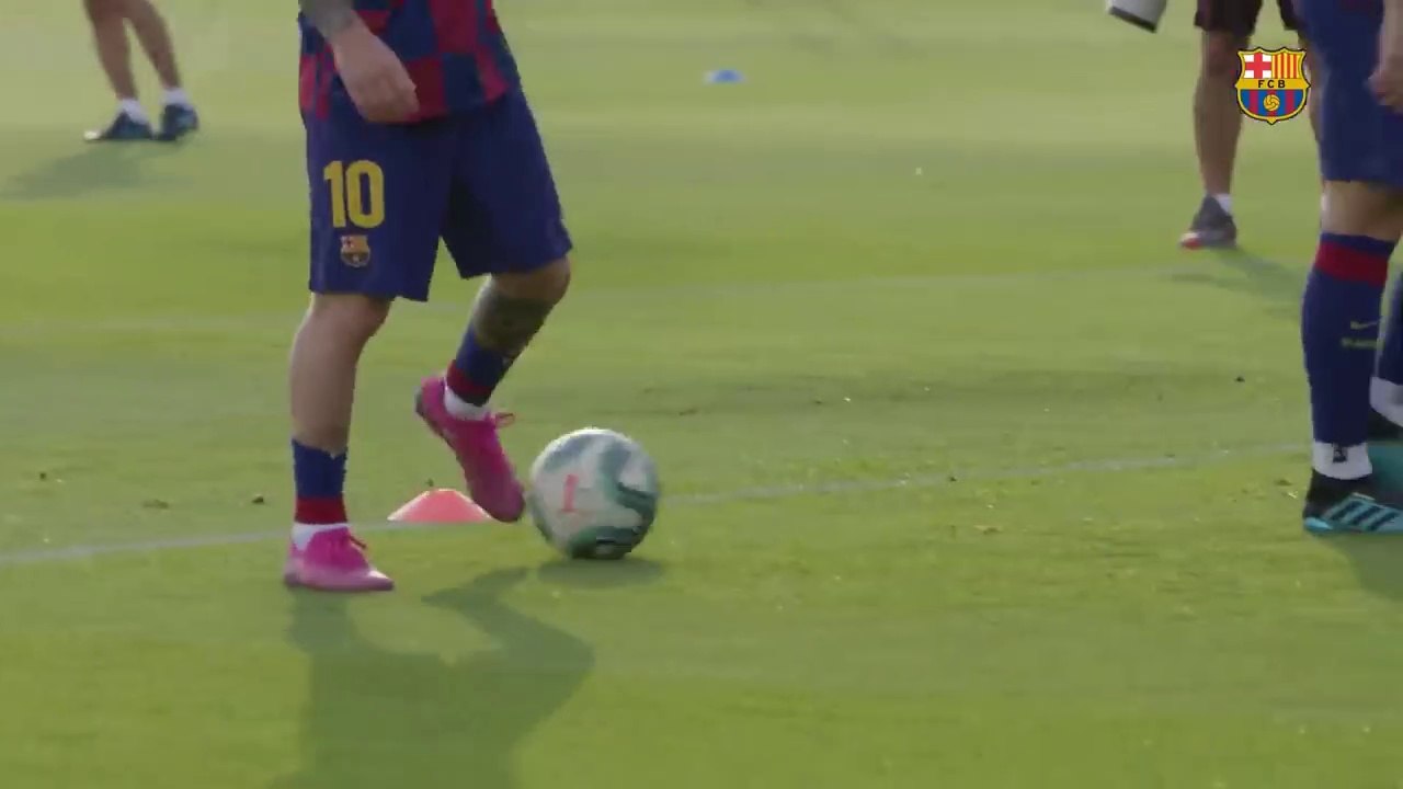 Leo Messi is back in training with the squad -2019