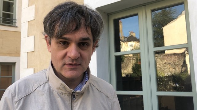 A Rennes, Riss de Charlie hebdo soutient le maire de Langouët